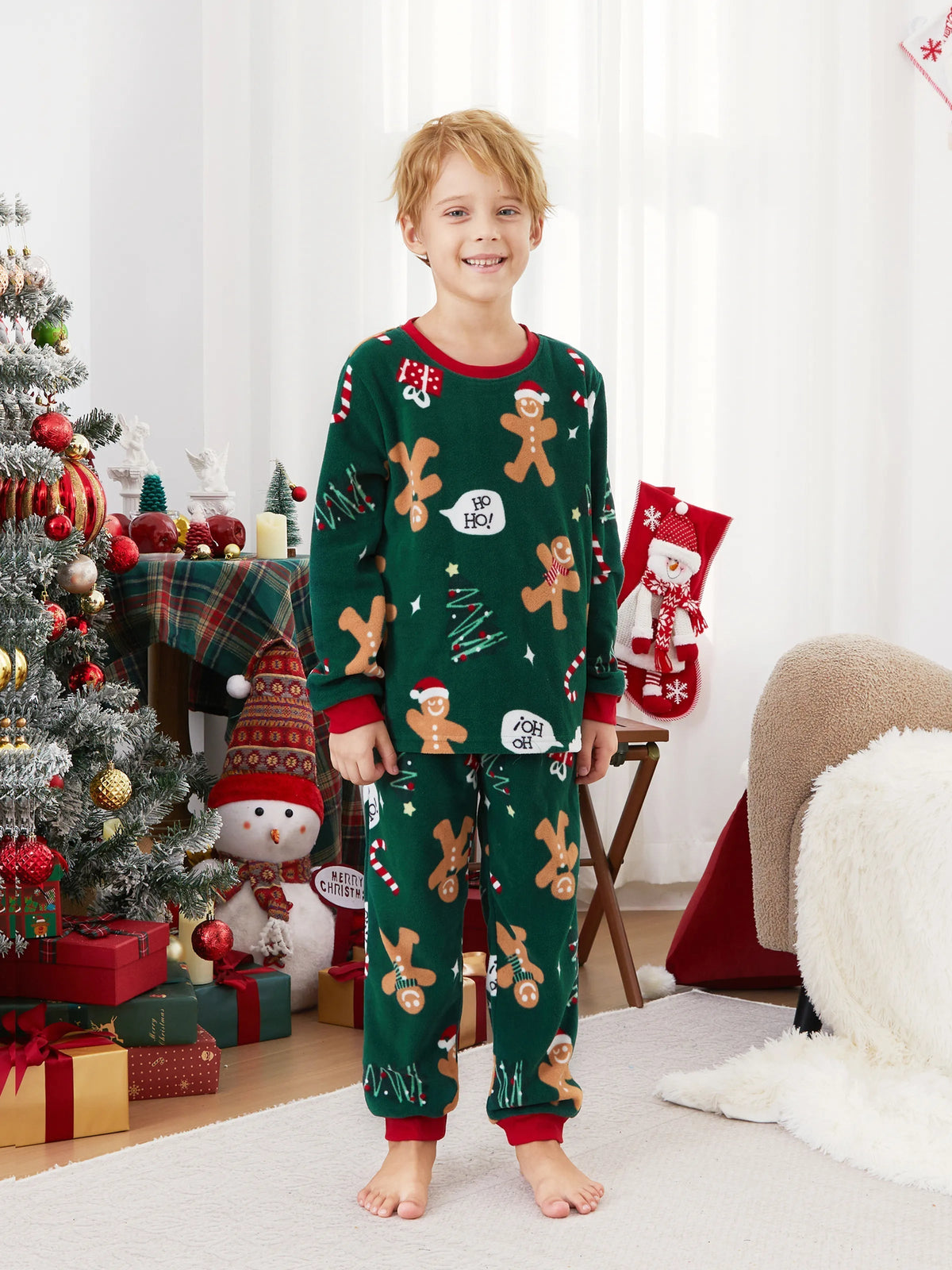 Christmas Pajamas Family Matching Fleece Gingerbread Man Long Sleeves Pajamas Sets with Christmas Socks Dark Green