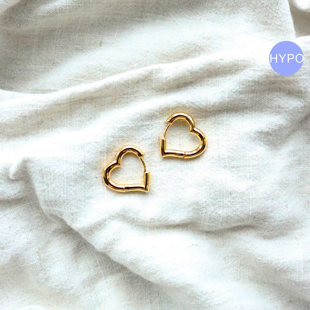 Fond Hoops in Gold (18K Gold Plated)