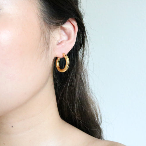 Basic Circle Hoops in Gold (18K Gold Plated)