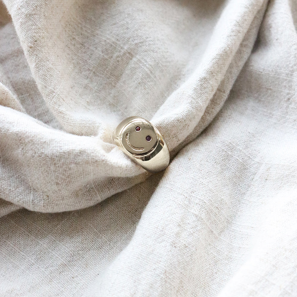 Smiley Signet Ring in Silver (Gold Plated)