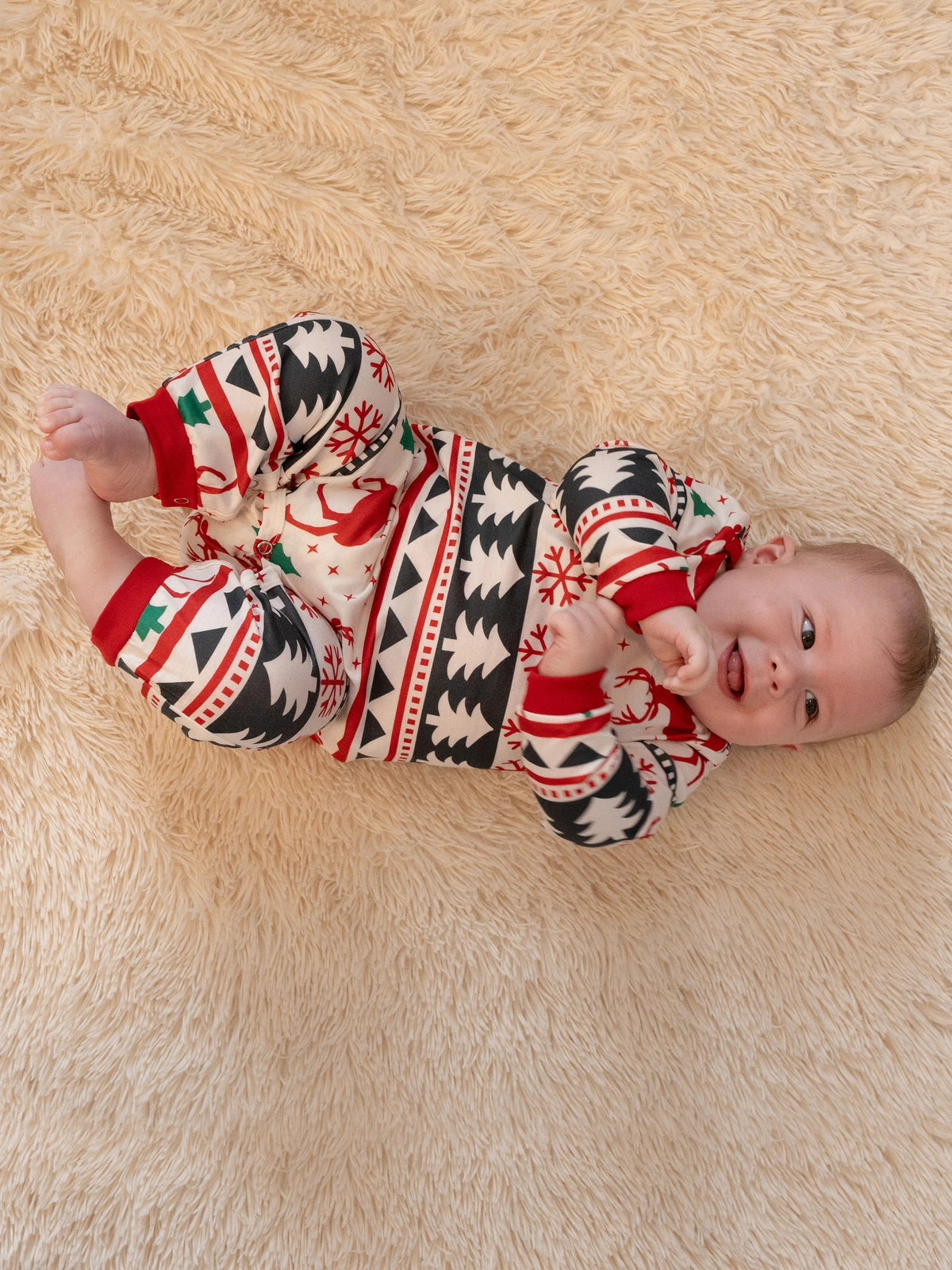 Family Christmas Pajamas All Over Reindeer Print Long-sleeve with Christmas Socks (SGS Certied Safety) Red+White